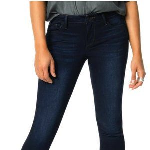 Joe’s NWOT The Icon Mid-Rise Skinny Ankle with Raw Hem – size 29